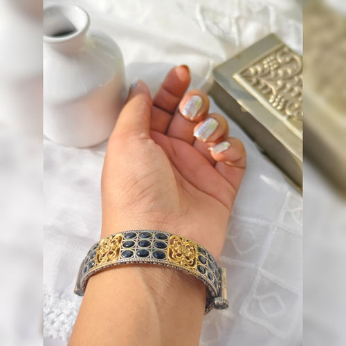 Aarna - Dual Tone Plating Black Stone Brass Bangle Kada