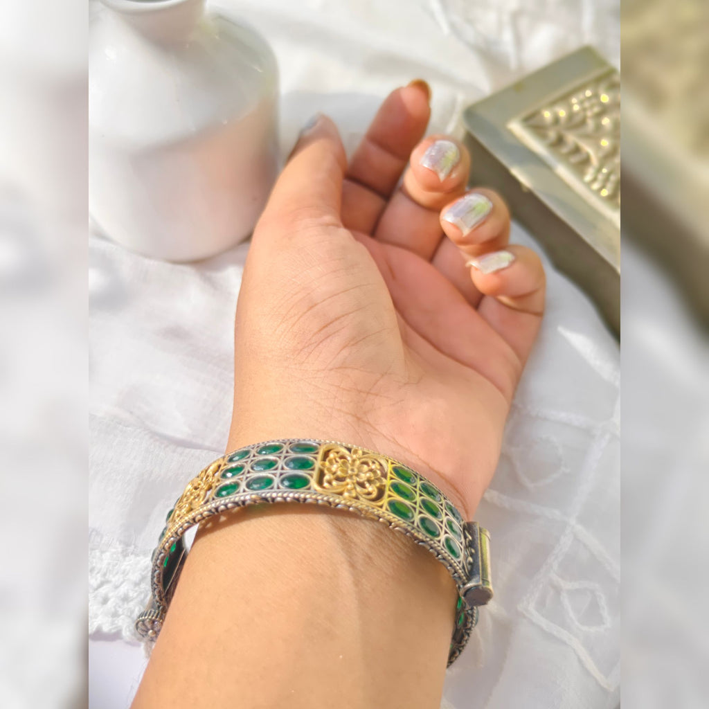 Aarna - Dual Tone Plating Green Stone Brass Bangle Kada