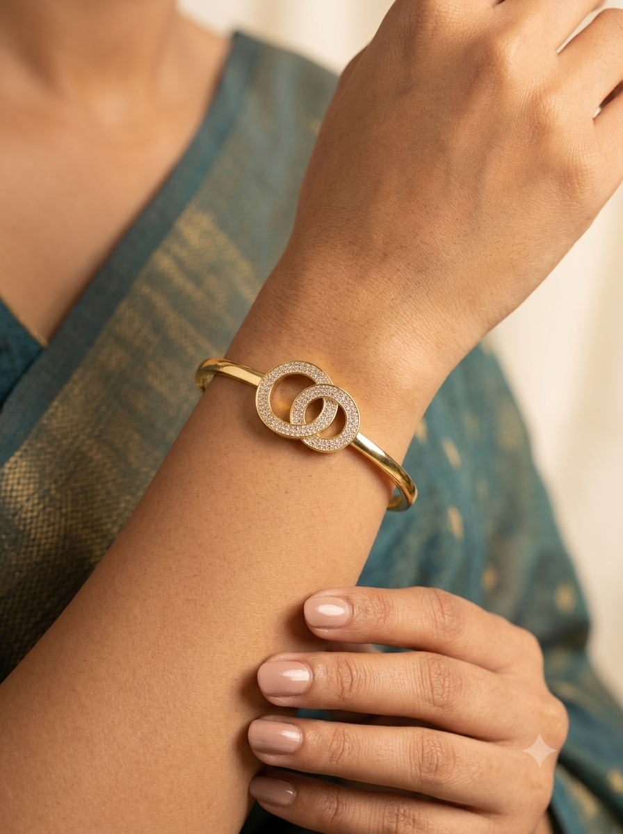 Bandhan Pavé Ring Cuff
