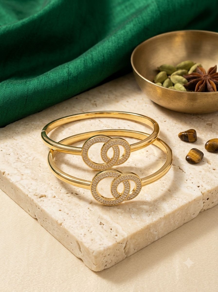 Bandhan Pavé Ring Cuff